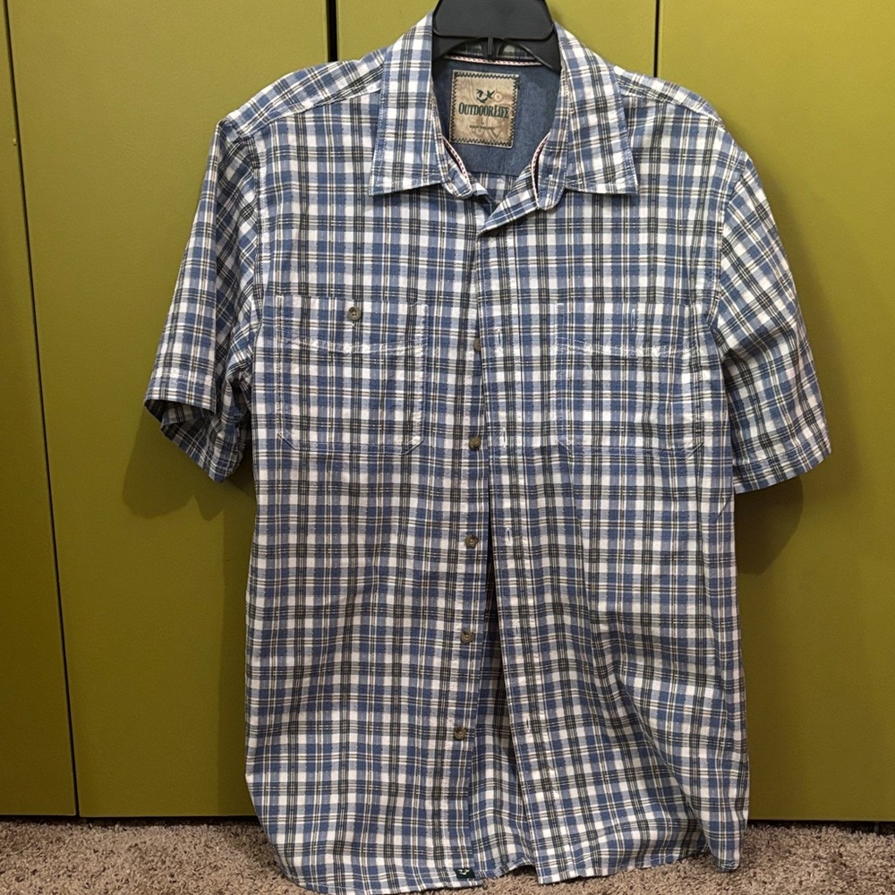 Outdoor Life Casual Blue and White Plaid Shirt Men’s Large